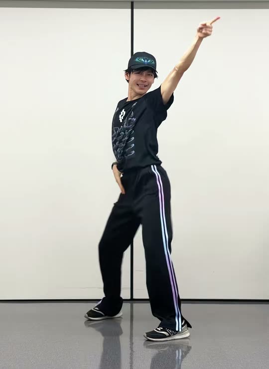 Looks Can Kill Dance AI video example